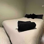 Apartment In Dublin's Tourist Spot Temple Bar Fully Renovated