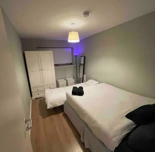 In Dublin's Tourist Spot Temple Bar Fully Renovated * דבלין