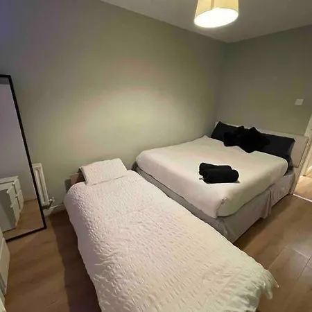 In Dublin's Tourist Spot Temple Bar Fully Renovated *
